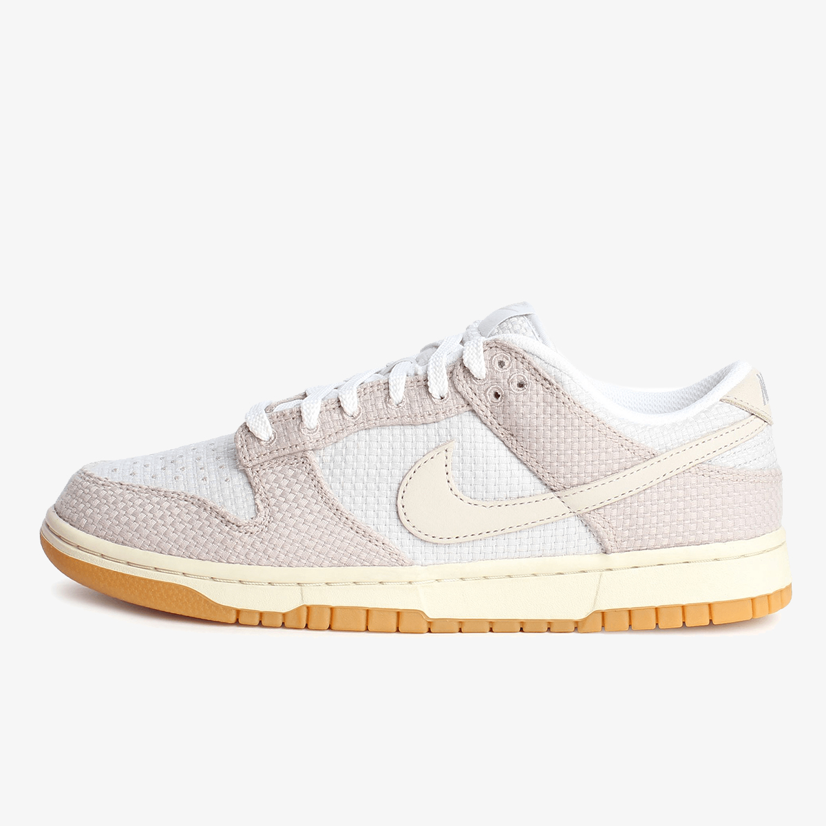  <center><b>Nike Dunk Low Retro</center></b>