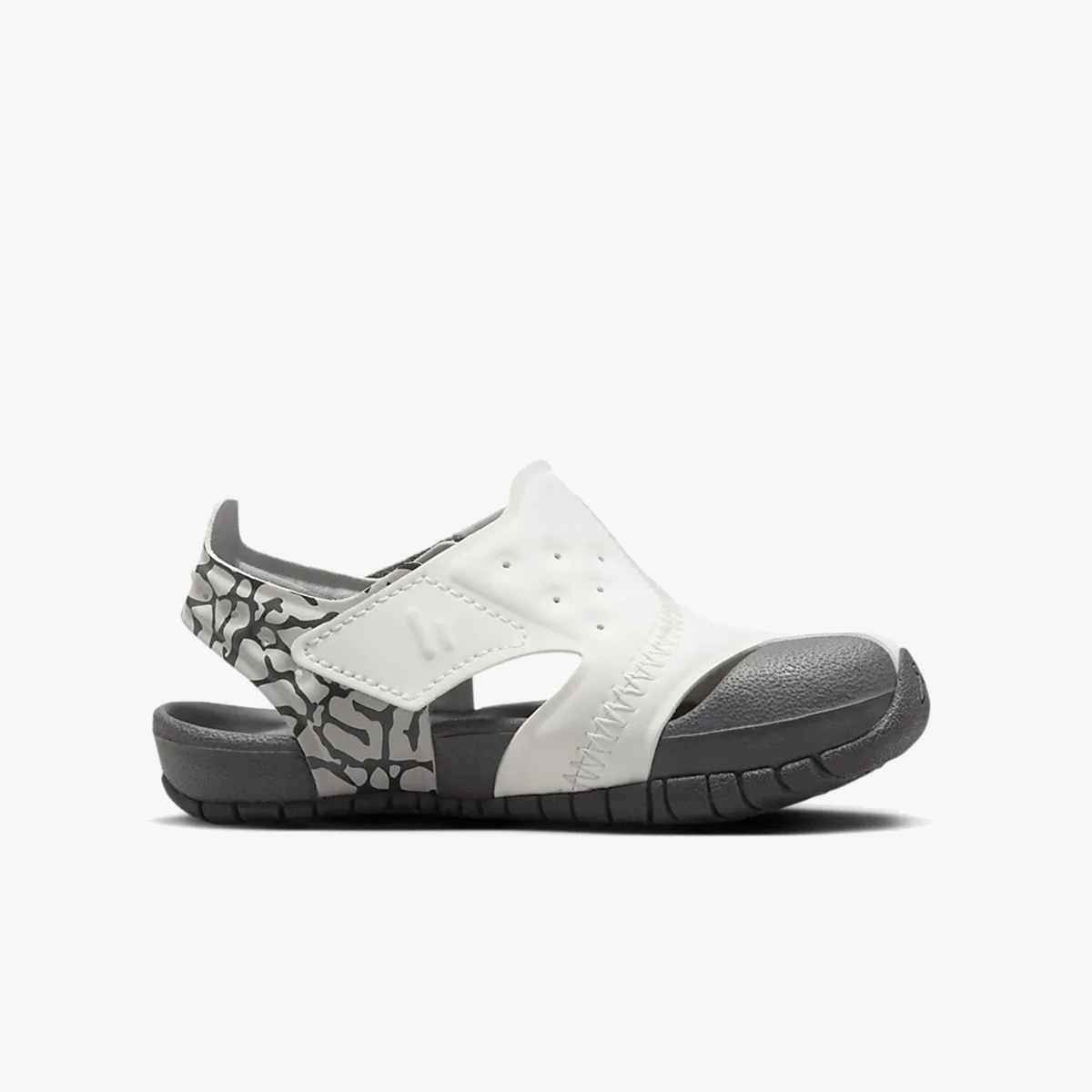 NIKE Патики JORDAN FLARE BT 