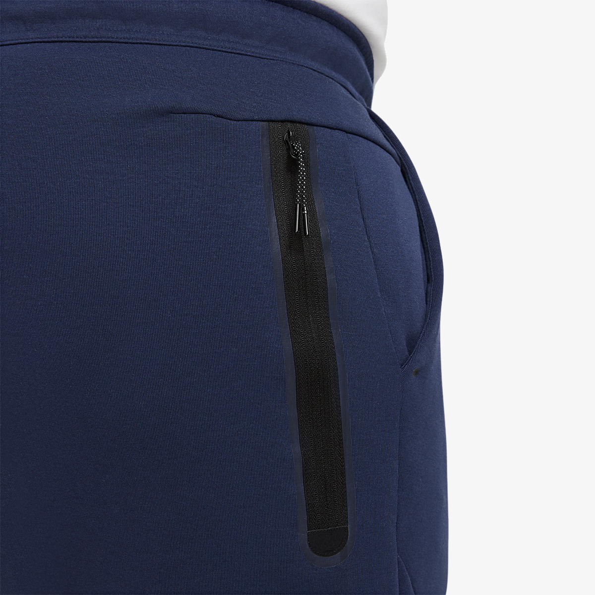 NIKE Долен дел тренерки Sportswear Tech 