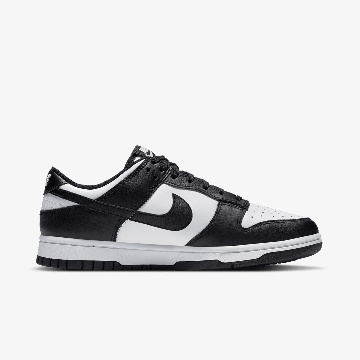 Nike Dunk Low Sneakers