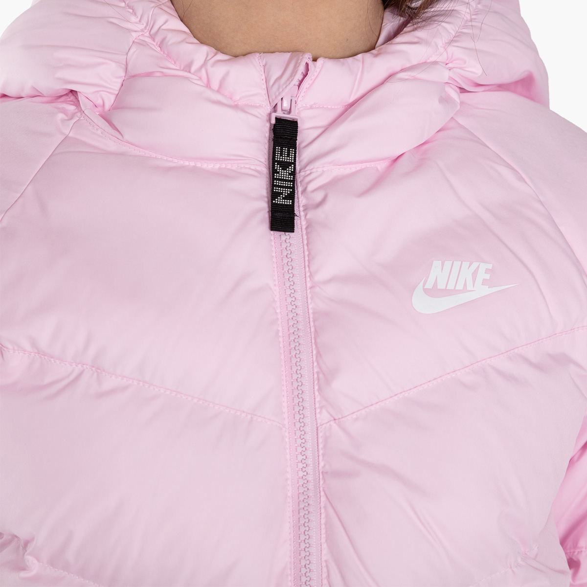 Xhaketë sportive Nike