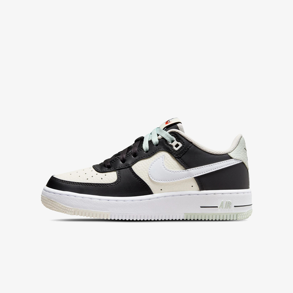 NIKE Патики AIR FORCE 1 LV8 1 BG 