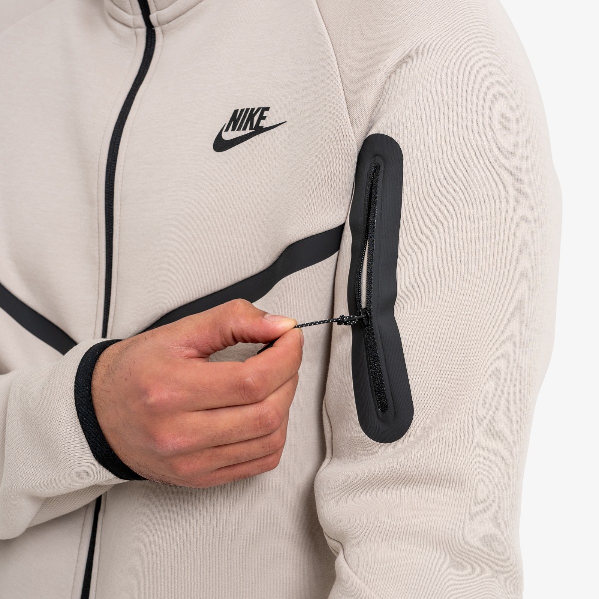 Nike Дуксер Tech