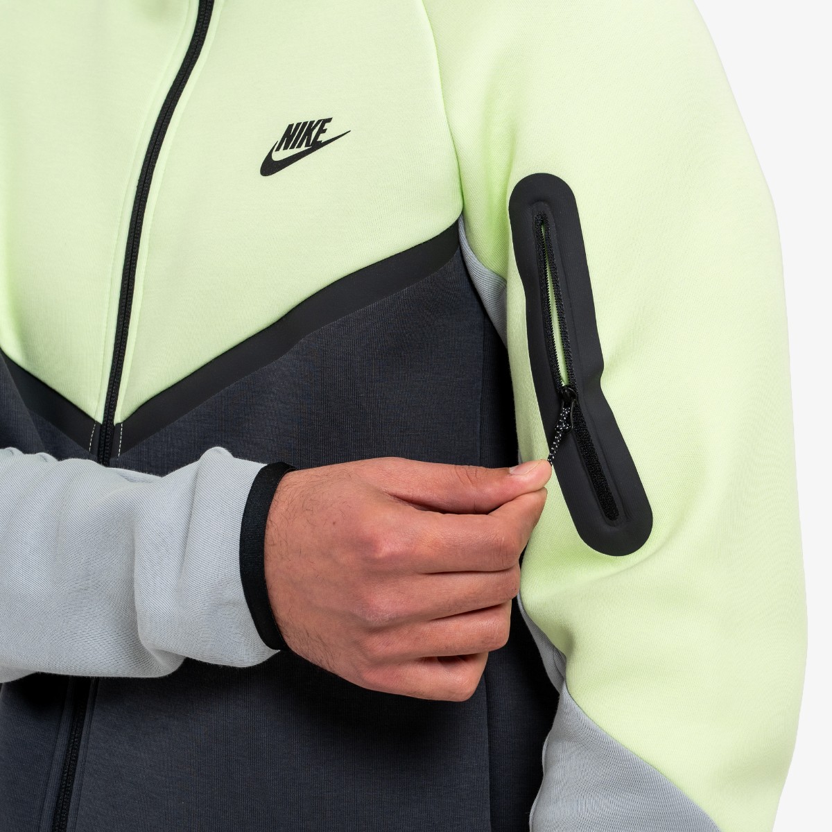 Nike Дуксер Tech