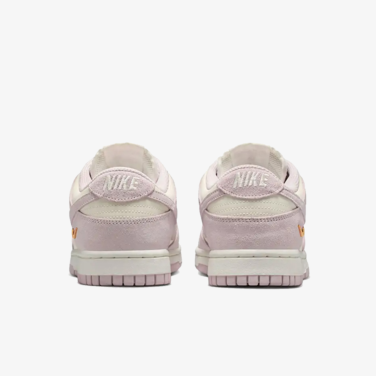 Atlete WMNS NIKE DUNK LOW SE