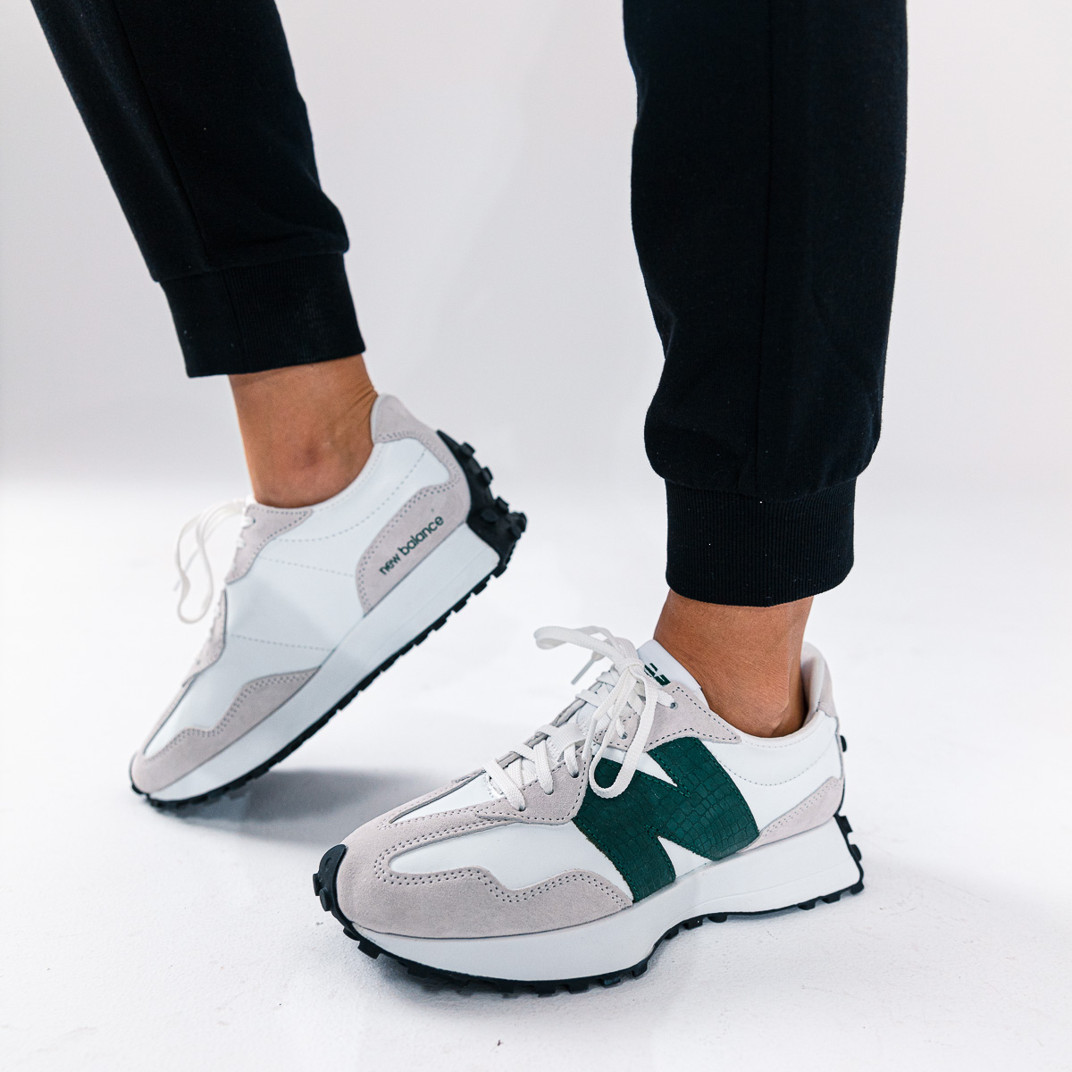 NEW BALANCE Патики NEW BALANCE - 327 