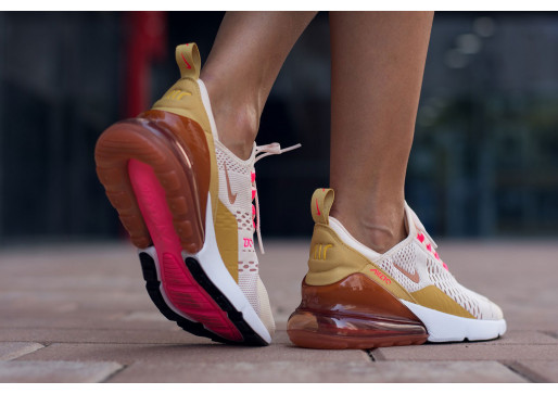 NIKE AIR MAX 270 - Street style star