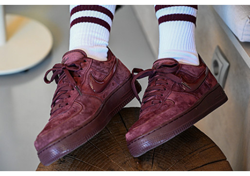 Nike Air Force 1 ’07 – бојата на сезоната!