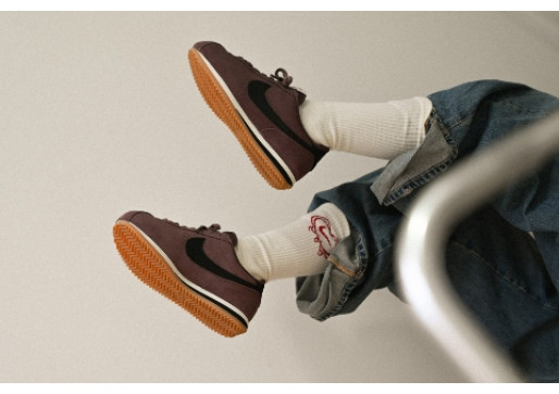 СТИЛ НА КОЈ НЕ МУ ТРЕБА ОБЈАСНУВАЊЕ – NIKE CORTEZ SUEDE