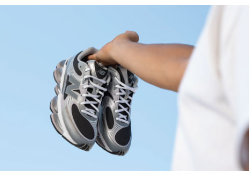 New Balance 2000: Style in Every Step