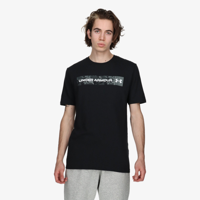 Under Armour Маица CAMO CHEST STRIPE 