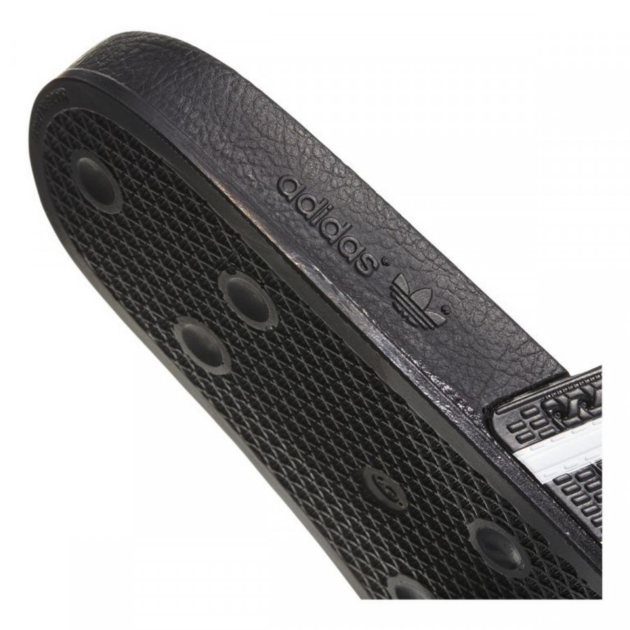 adidas Папучи ADILETTE 
