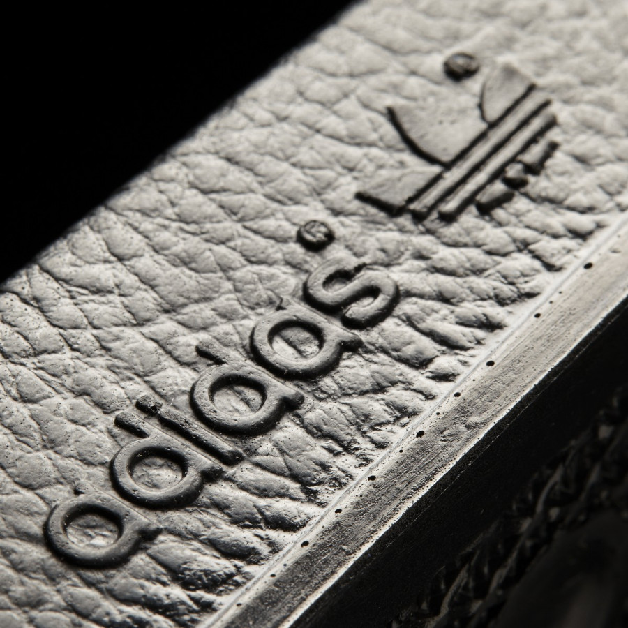 adidas Папучи ADILETTE 