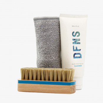 DFNS Спреј DFNS Спреј DFNS FOOTWEAR CLEANING KIT 