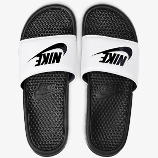 Nike Shapka BENASSI JDI 