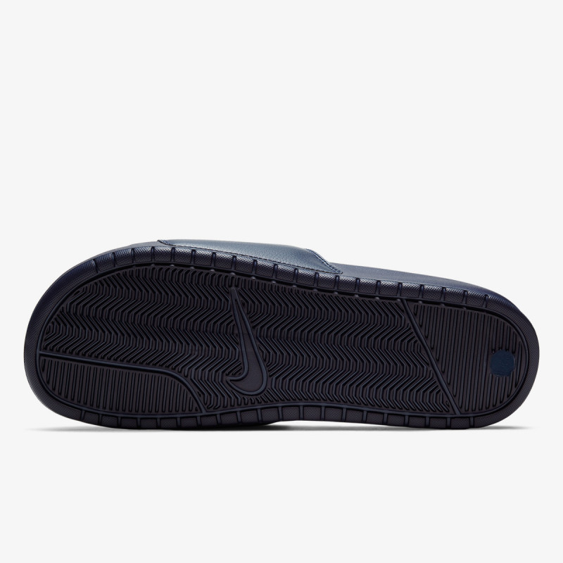 Nike Shapka BENASSI JDI 