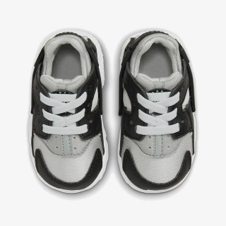 NIKE Патики HUARACHE RUN 