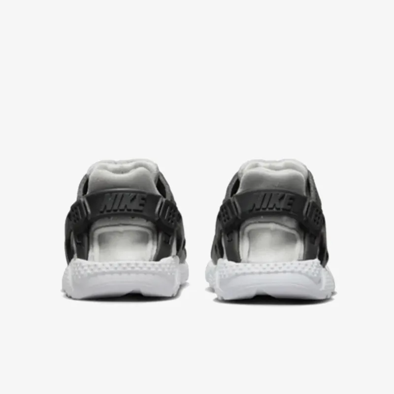 NIKE Патики HUARACHE RUN 