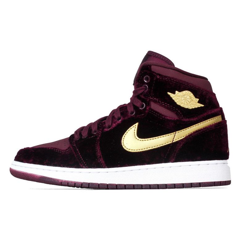 NIKE AIR JORDAN 1 RET HI PREM HC GG Buzz Online Shop