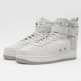 Nike Патики SF AF1 MID SUEDE 
