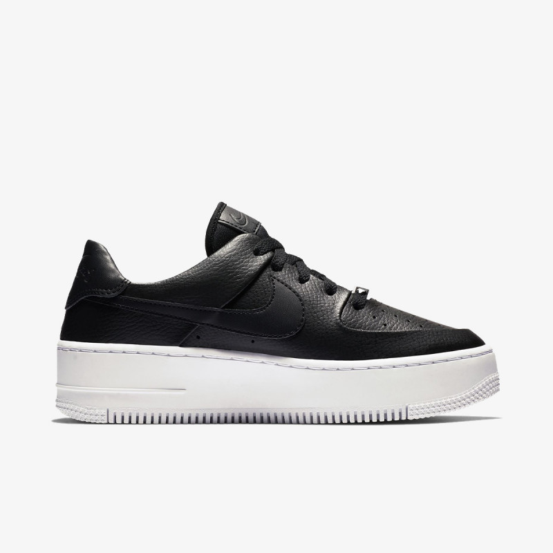 Nike Atlete W AF1 SAGE LOW 