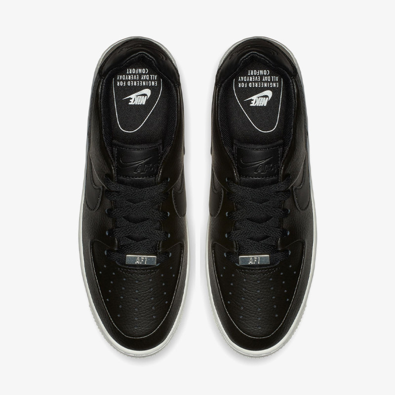 Nike Atlete W AF1 SAGE LOW 