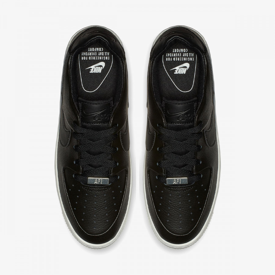 Nike Atlete W AF1 SAGE LOW 