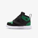 Nike Atlete SKY JORDAN 1 BT 