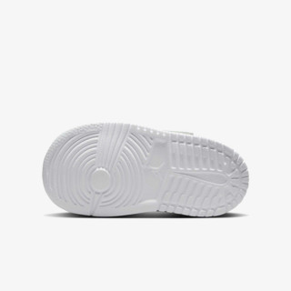 Nike Atlete SKY JORDAN 1 BT 