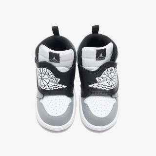 Jordan Atlete SKY JORDAN 1 BT 