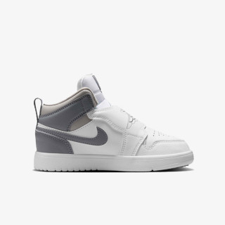 Nike Atlete SKY JORDAN 1 BP 
