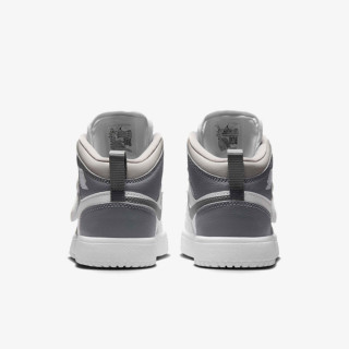 Nike Atlete SKY JORDAN 1 BP 