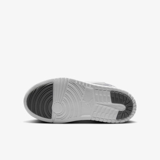 Nike Atlete SKY JORDAN 1 BP 