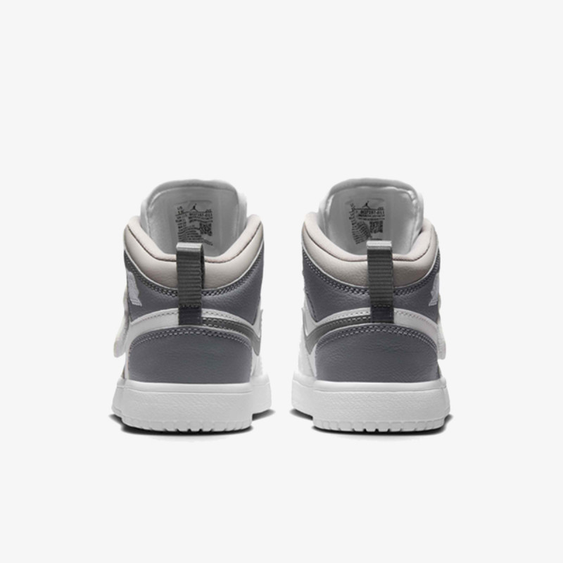 Nike Atlete SKY JORDAN 1 BP 