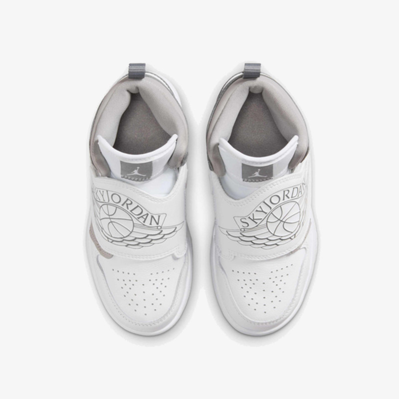 Nike Atlete SKY JORDAN 1 BP 