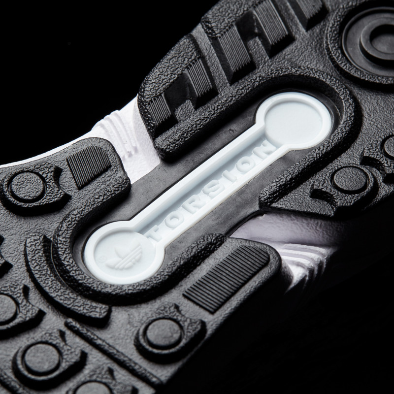 Патики ZX FLUX J 