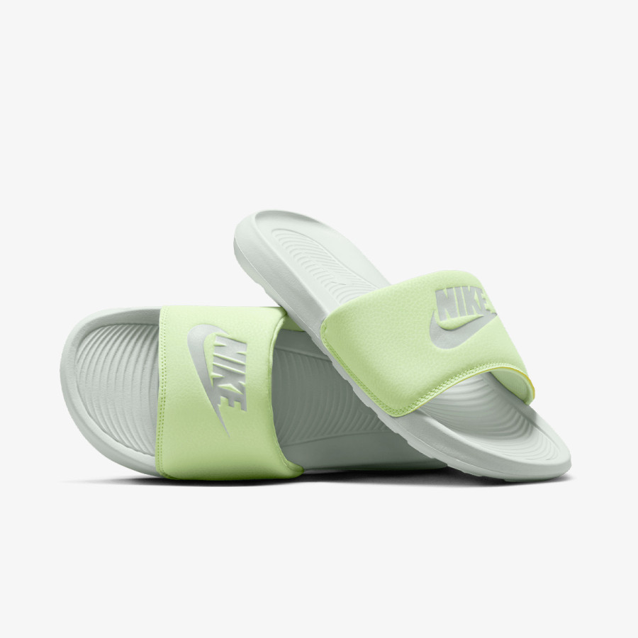 Nike Папучи W NIKE VICTORI ONE SLIDE 