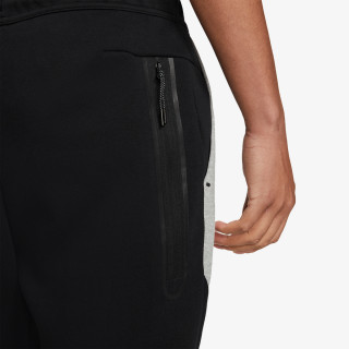 NIKE Долен дел тренерки Sportswear Tech 