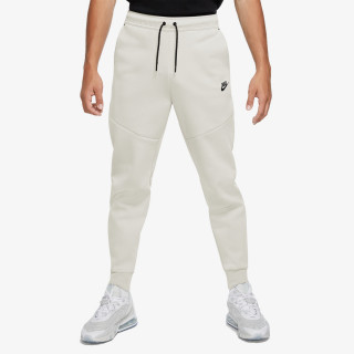 NIKE Долен дел тренерки Sportswear Tech 
