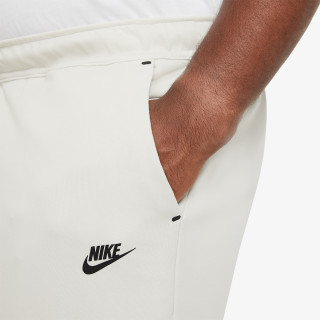 NIKE Долен дел тренерки Sportswear Tech 