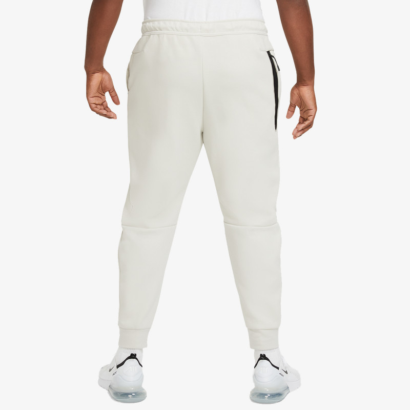 NIKE Долен дел тренерки Sportswear Tech 