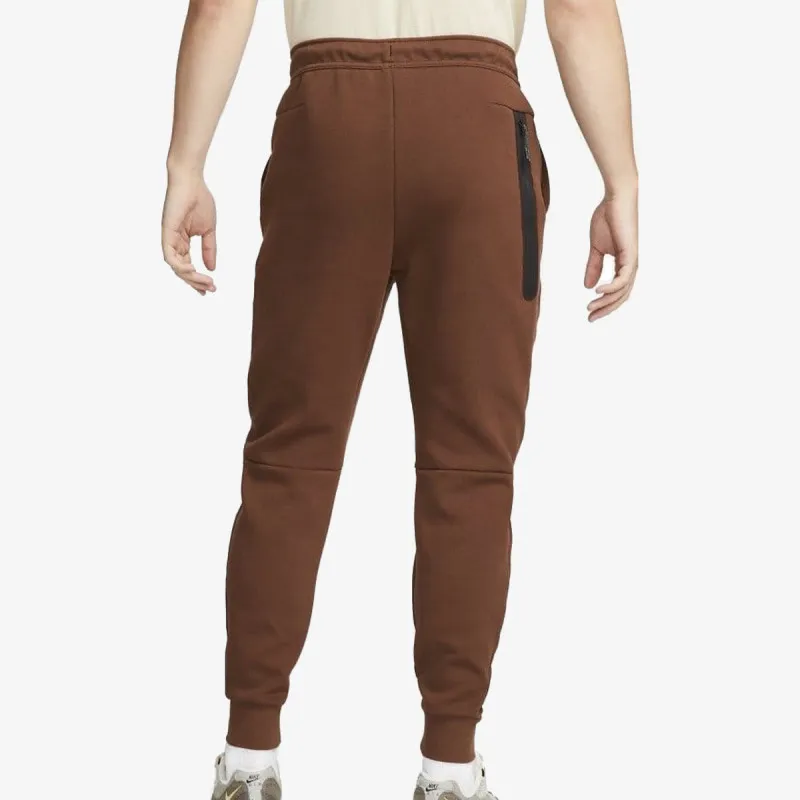 NIKE Долен дел тренерки Sportswear Tech 