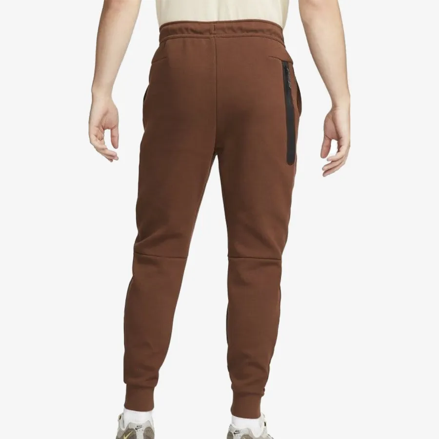 NIKE Долен дел тренерки Sportswear Tech 