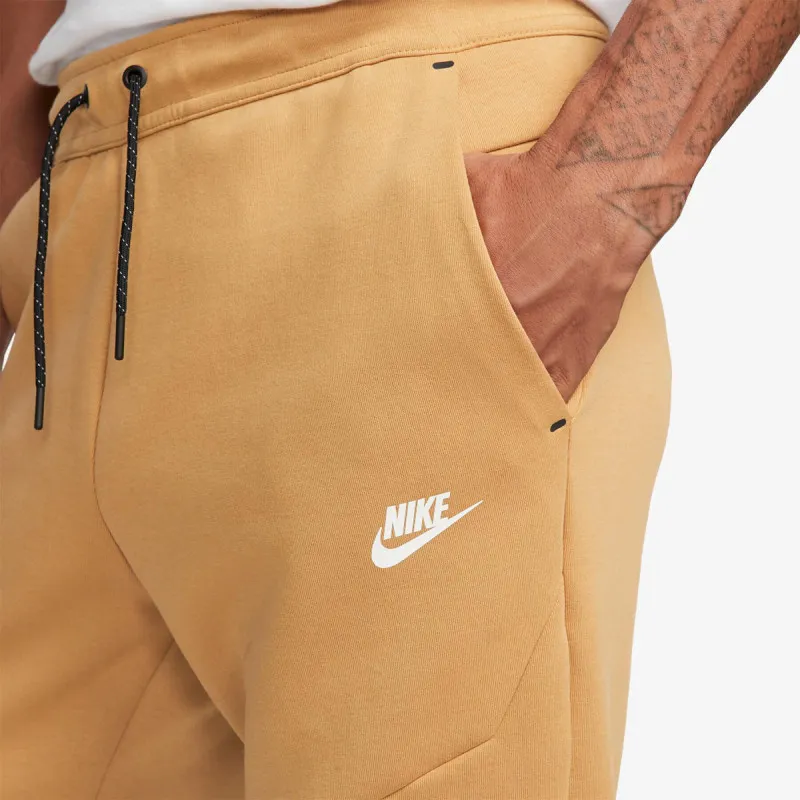NIKE Долен дел тренерки Sportswear Tech 