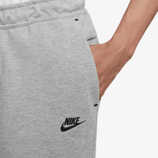 NIKE Шорцеви Sportswear Tech Fleece 
