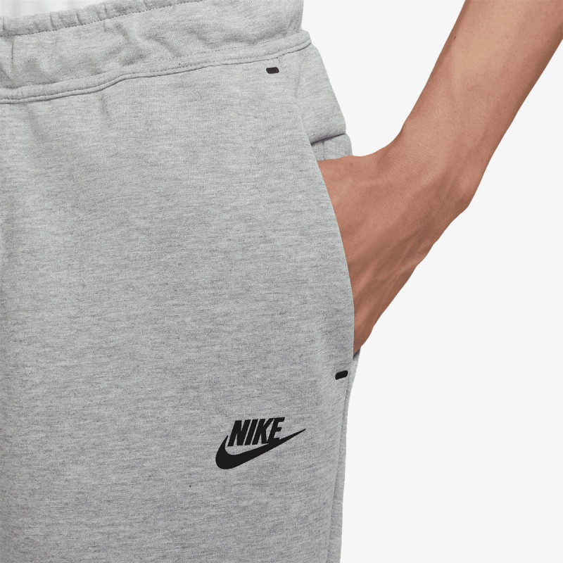 NIKE Шорцеви Sportswear Tech Fleece 