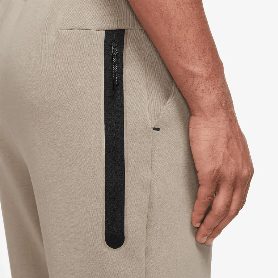 NIKE Шорцеви Sportswear Tech Fleece 