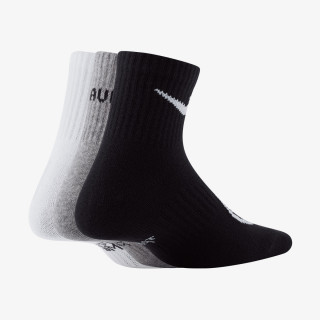 Nike Чорапи Y NK EVRYDY LTWT ANKL 3PR NKDAY 