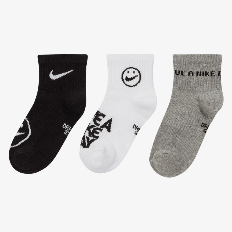 Nike Чорапи Y NK EVRYDY LTWT ANKL 3PR NKDAY 