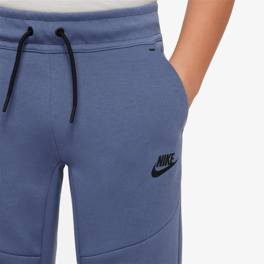 NIKE Долен дел тренерки Sportswear Tech 